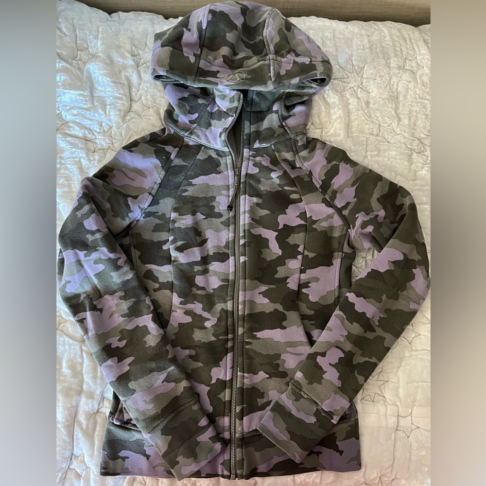 Camouflage Zip-Up Hoodie